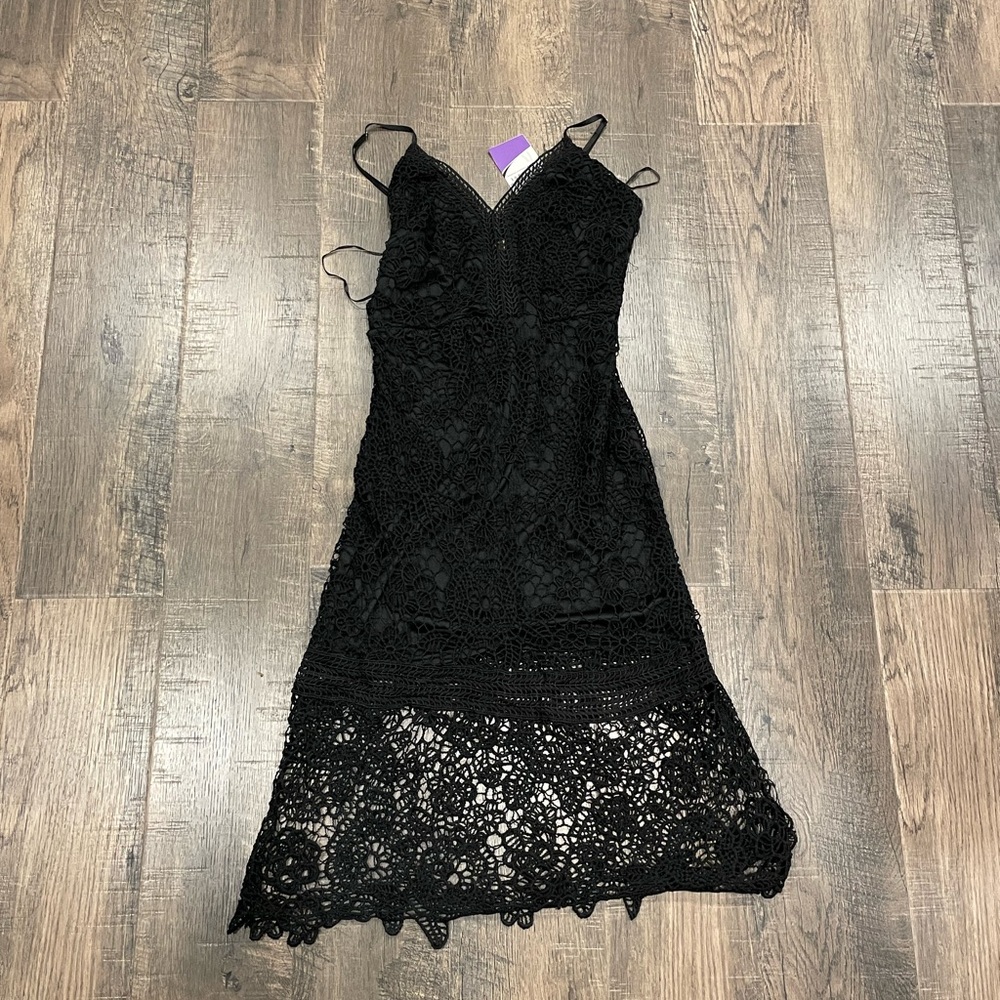Elegant Black Lace Dress